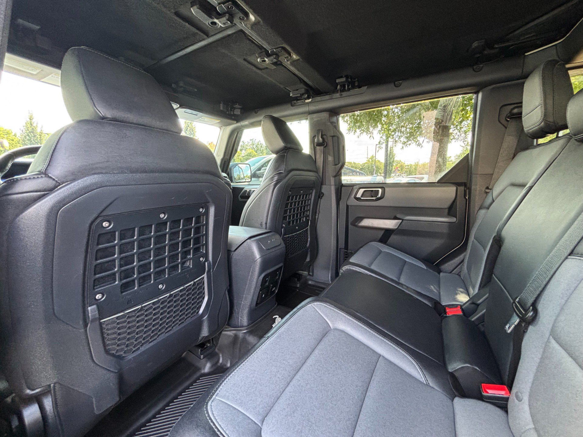 Used 2022 Ford Bronco Everglades AWD/4WD image 16