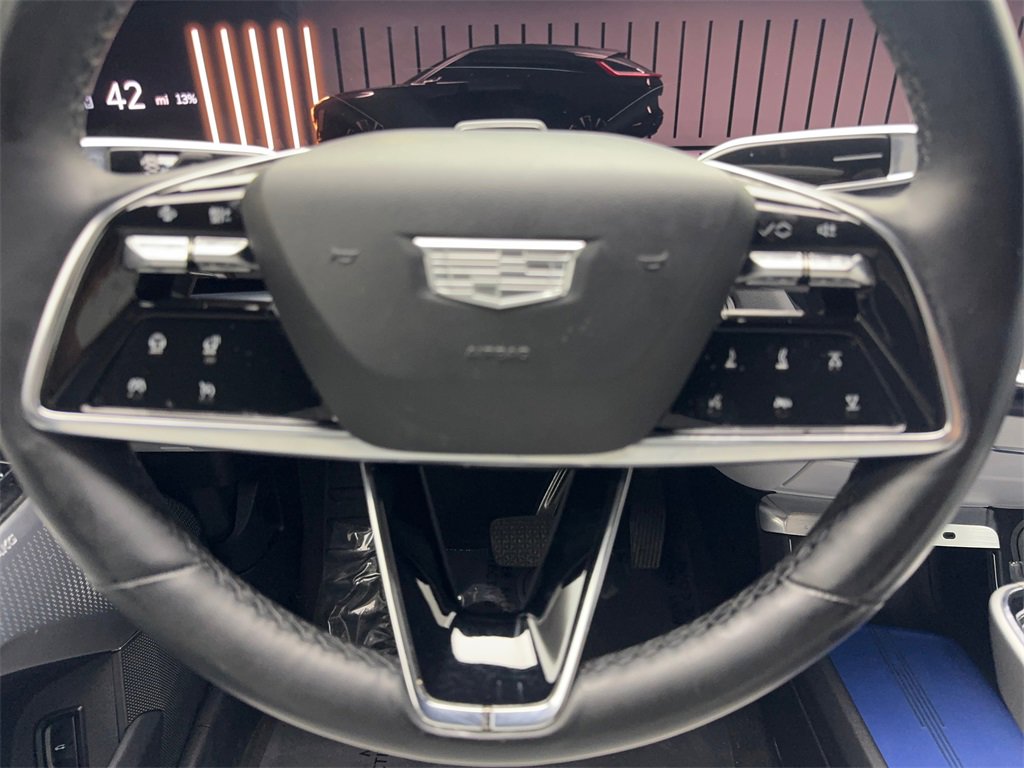 Used 2024 Cadillac Lyriq Luxury image 56