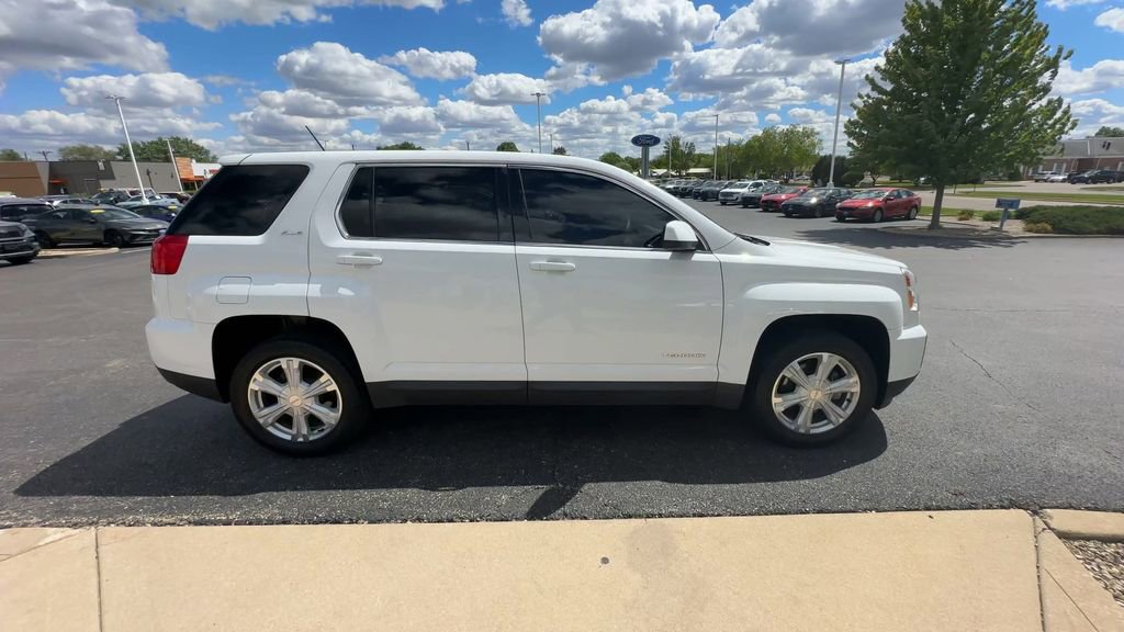 Used 2017 GMC Terrain SLE FWD image 9