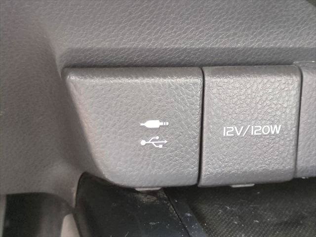 Certified 2018 Toyota Camry SE FWD image 20