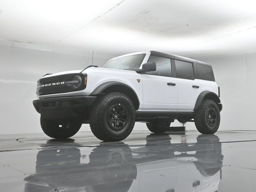 New 2026 Ford Bronco Badlands w/ Wildtrak Package AWD/4WD image 43