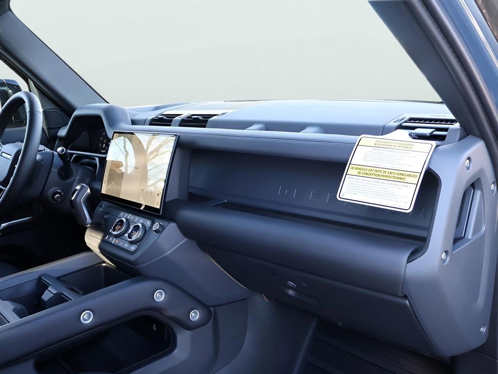 New 2026 Land Rover Defender 110 X-Dynamic SE image 9