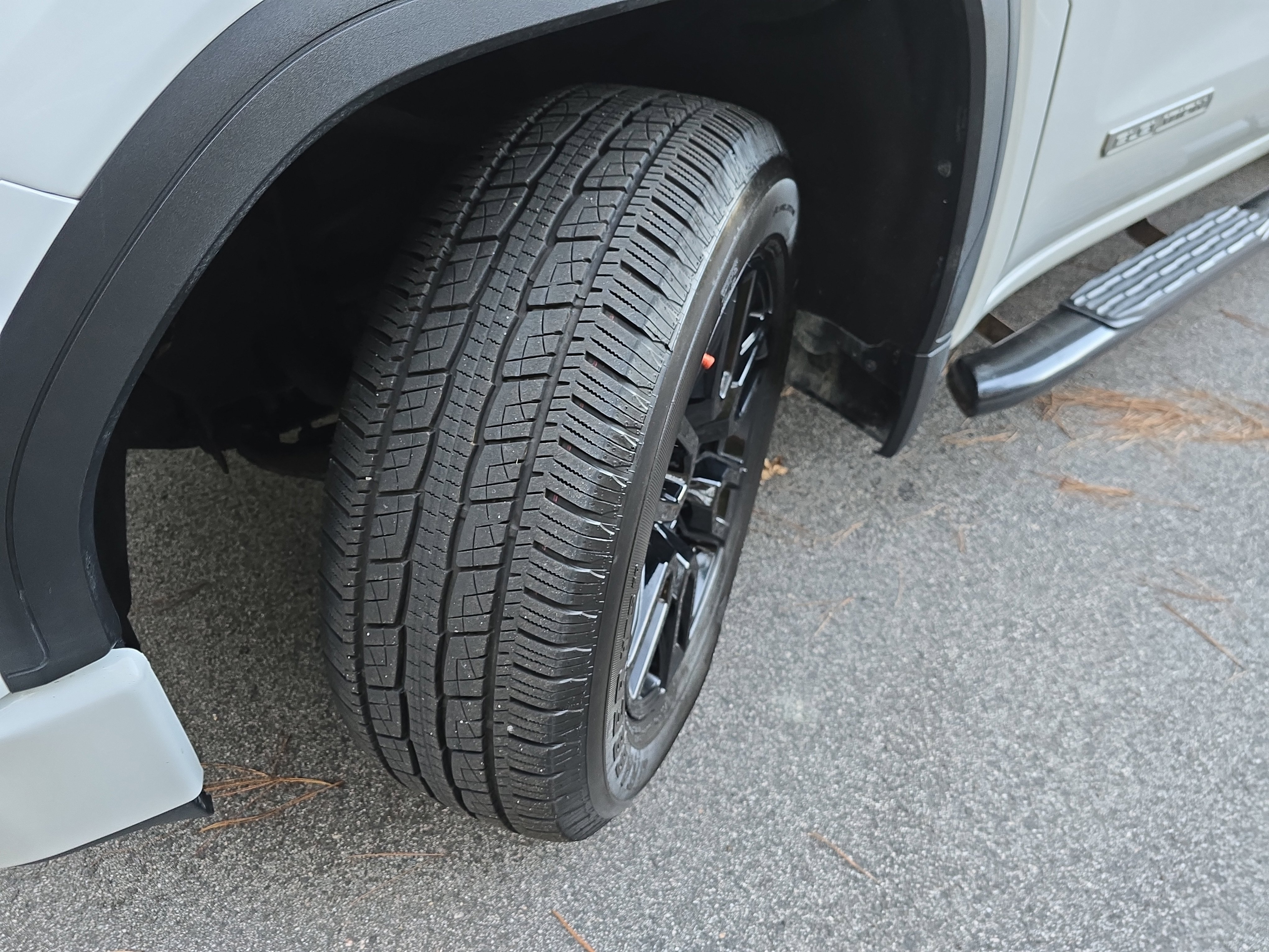 Used 2019 GMC Sierra 1500 Elevation w/ Elevation Value Package image 33