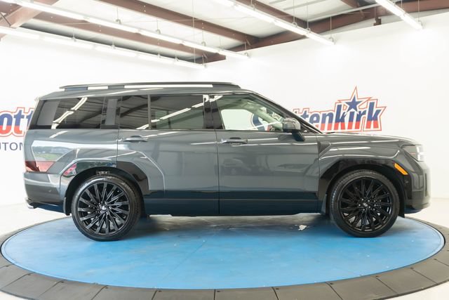 Used 2025 Hyundai Santa Fe Calligraphy AWD/4WD image 41