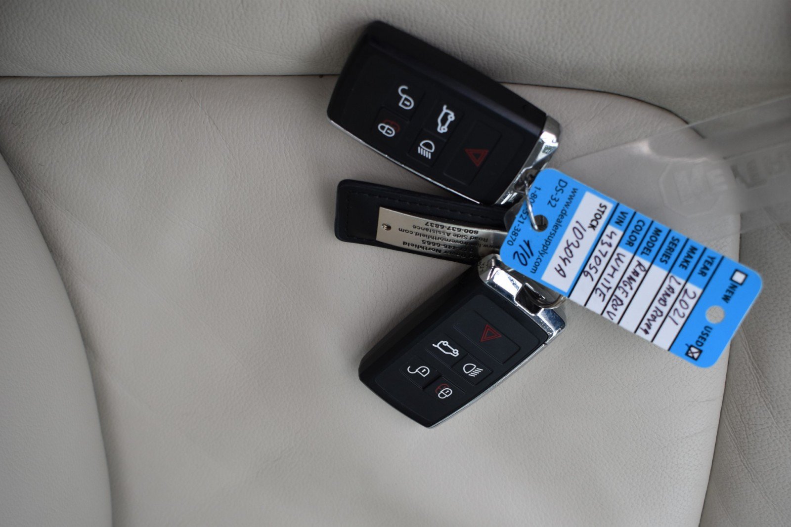 Used 2021 Land Rover Range Rover AWD/4WD image 25