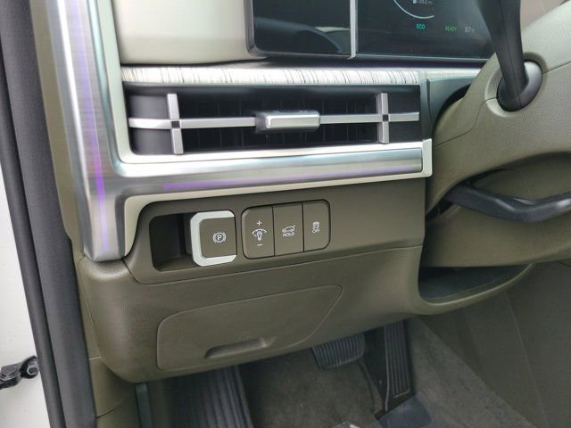 Certified 2025 Hyundai Santa Fe Calligraphy FWD image 21