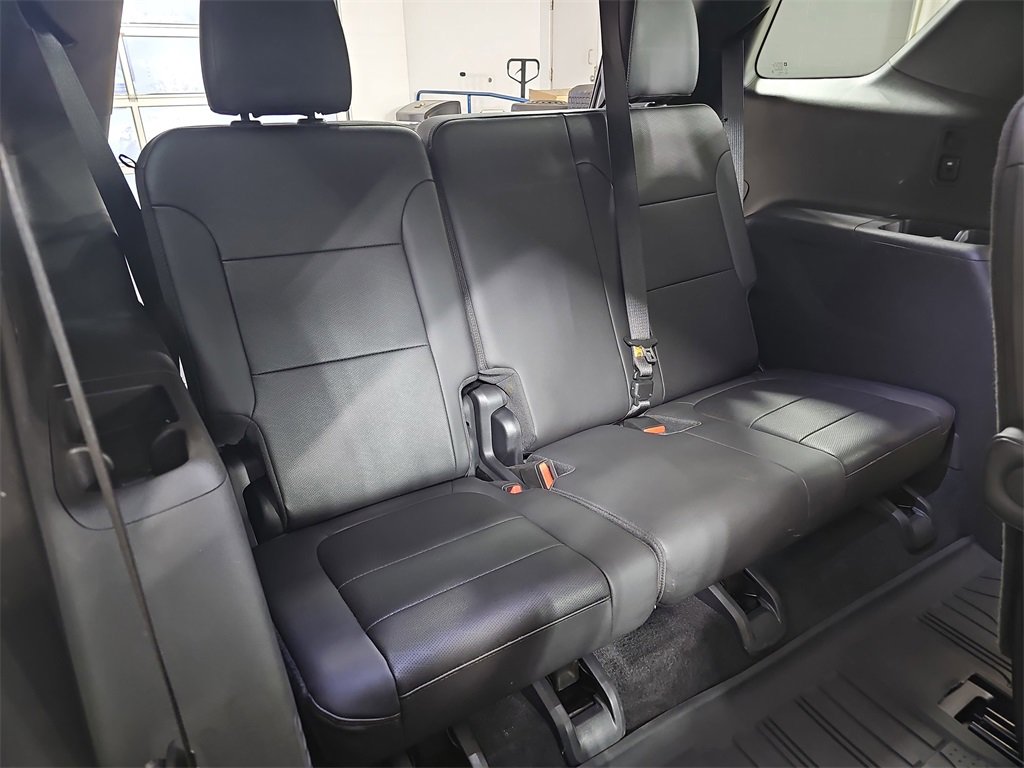 Certified 2023 Chevrolet Traverse High Country w/ LPO, Floor Liner Package image 15