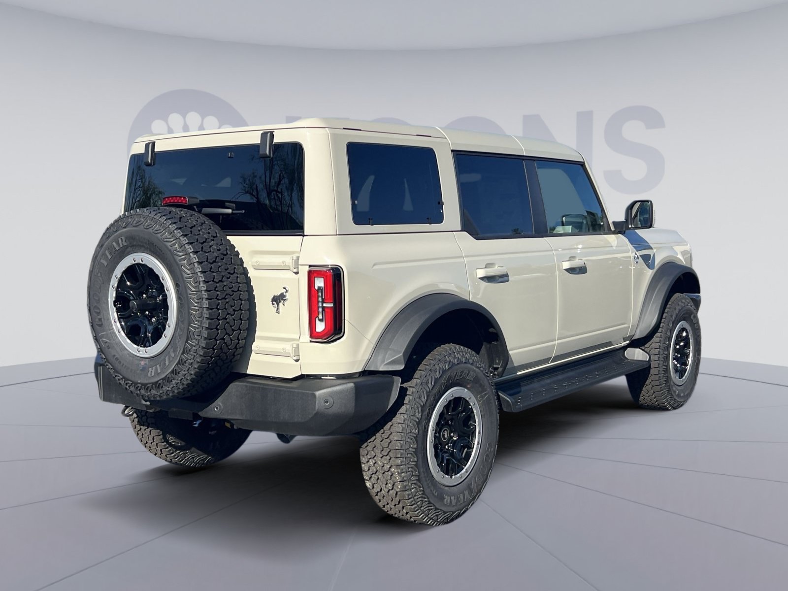 New 2025 Ford Bronco Outer Banks w/ Sasquatch Package AWD/4WD image 7