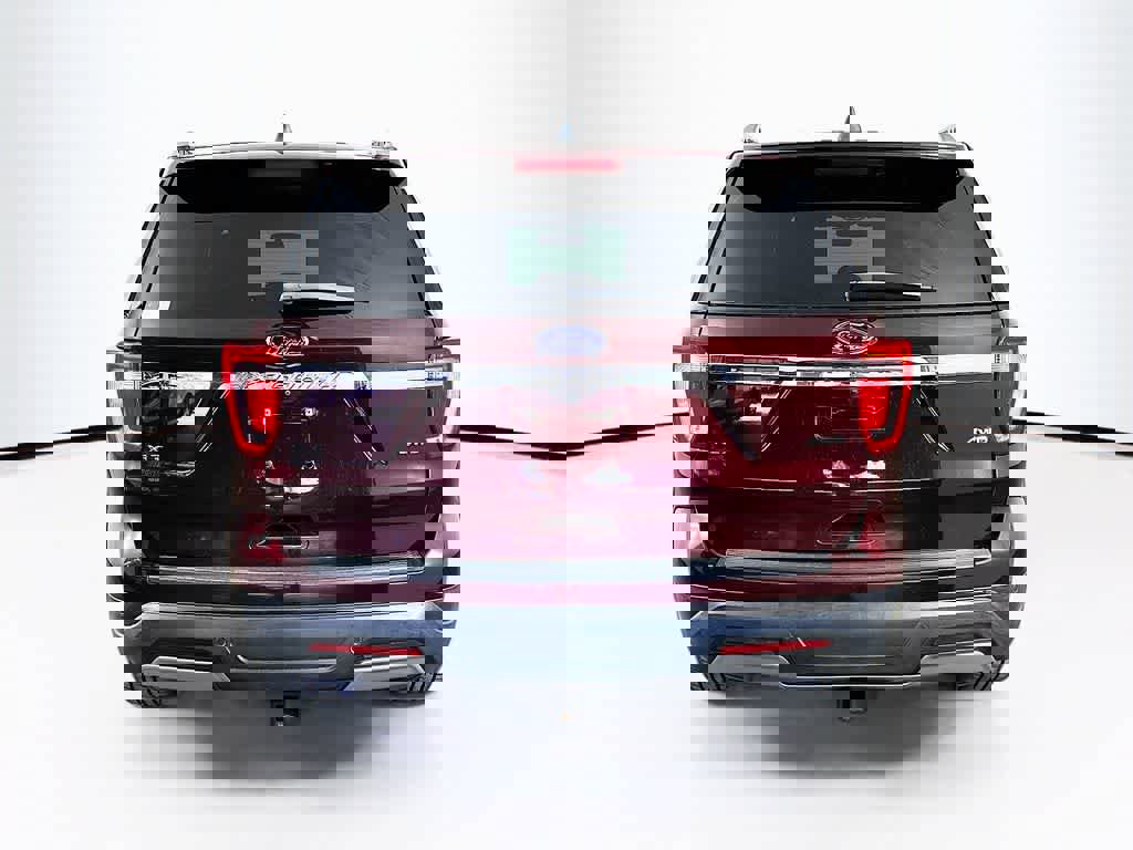 Used 2019 Ford Explorer XLT image 5