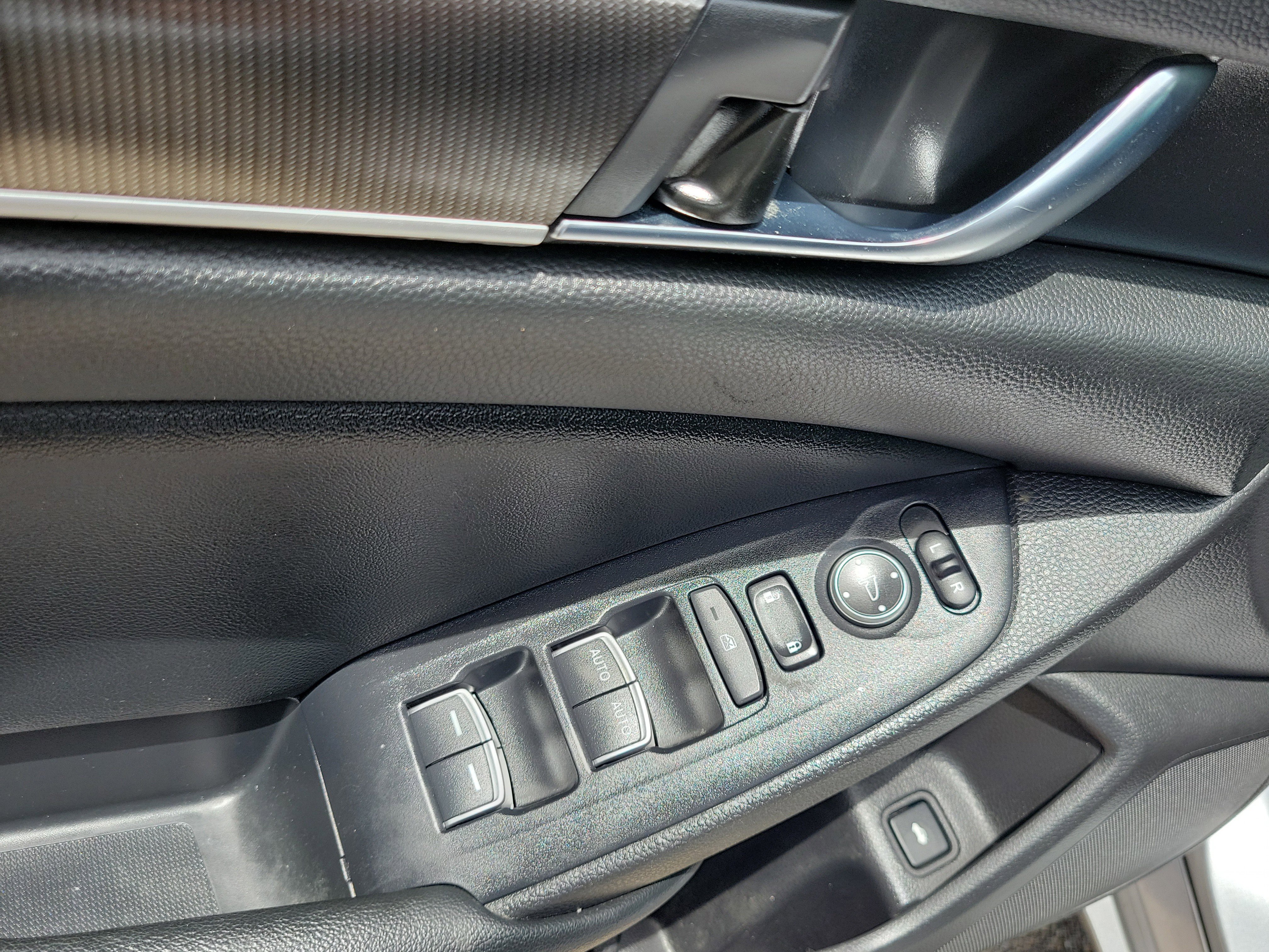 Used 2019 Honda Accord Sport image 21