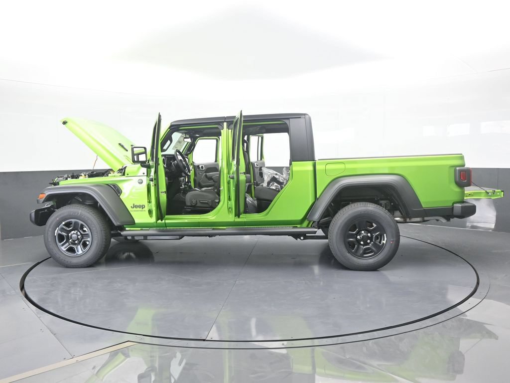 New 2026 Jeep Gladiator Sport AWD/4WD image 64