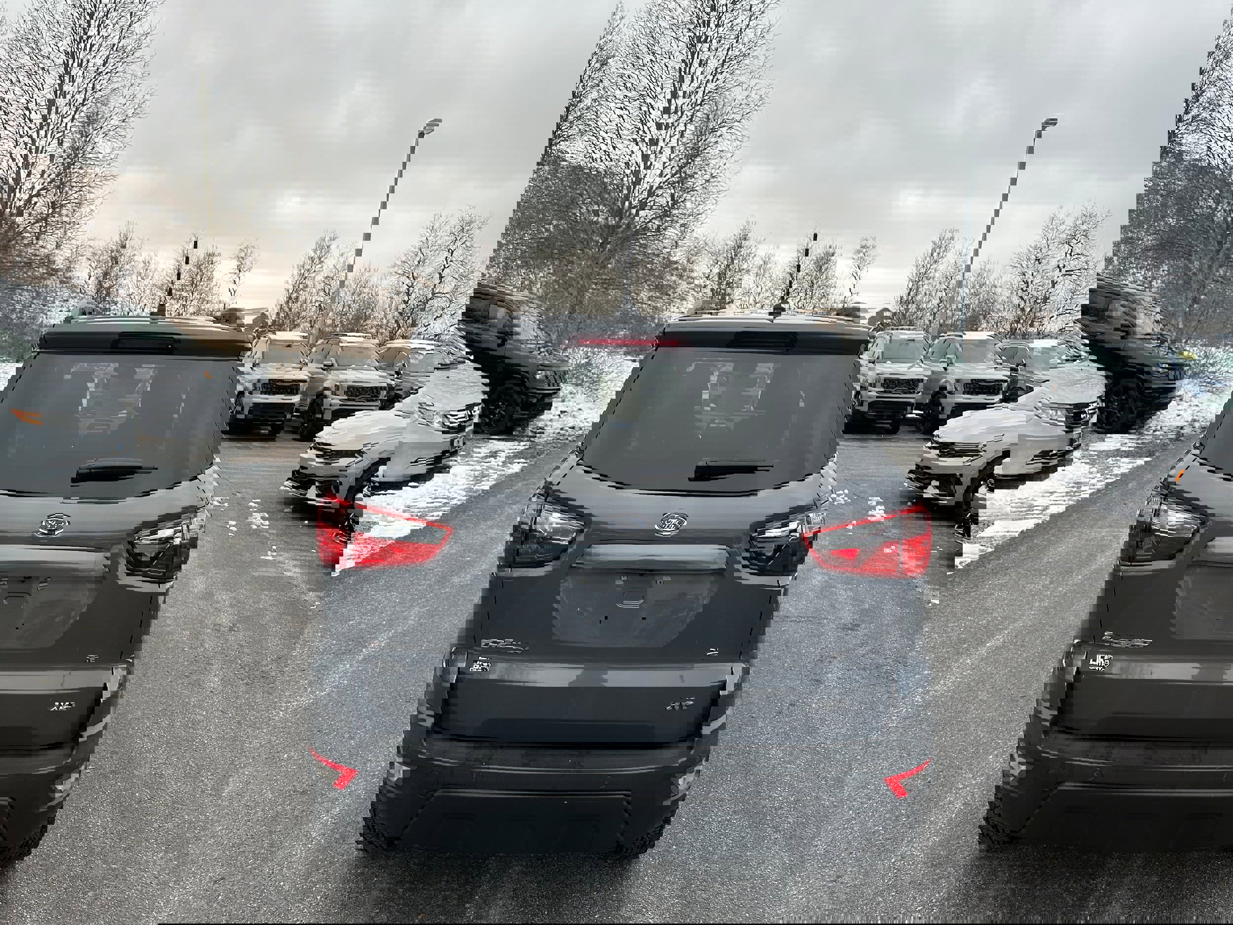 Used 2018 Ford EcoSport SE image 6