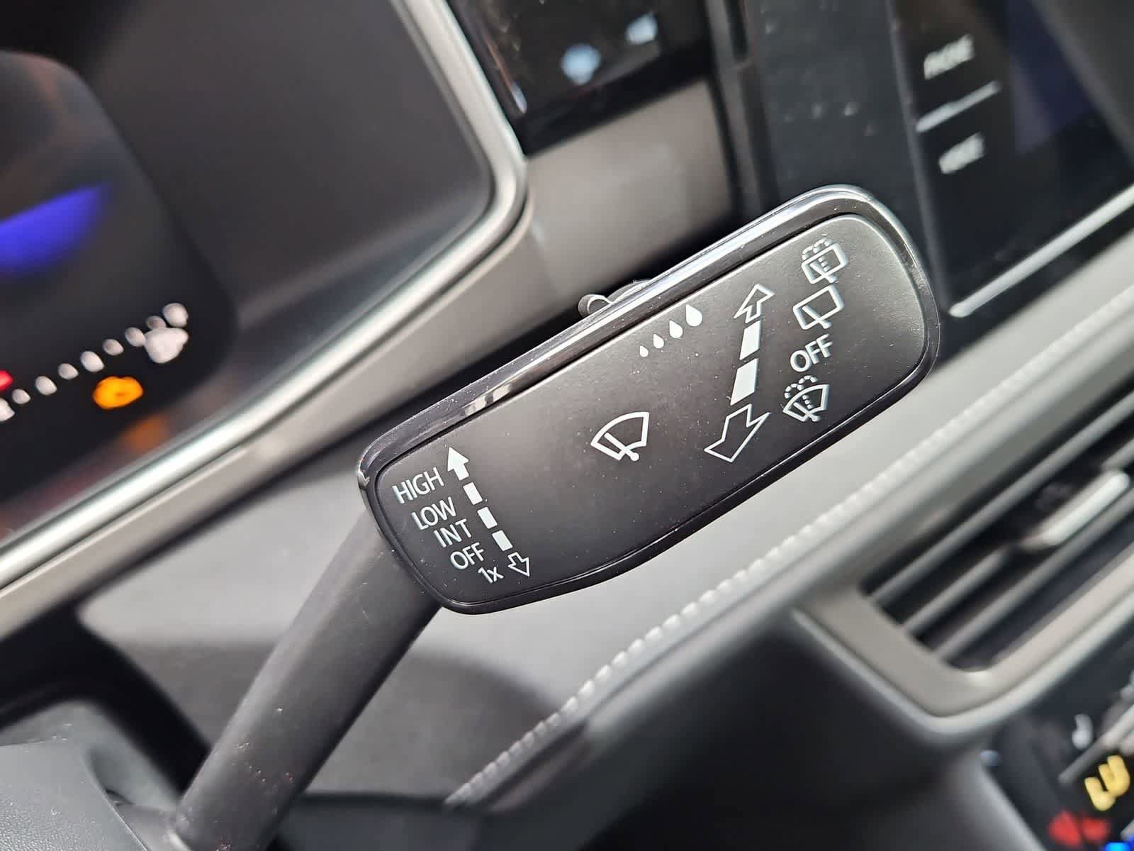 New 2026 Volkswagen Taos SE AWD/4WD image 26