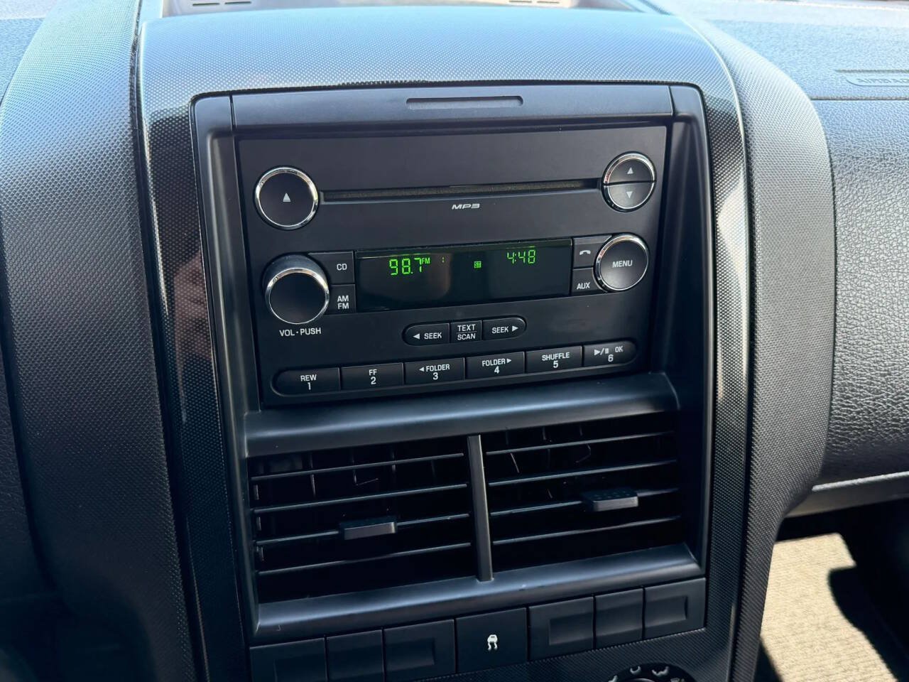 Used 2009 Ford Explorer Sport Trac Limited RWD image 13