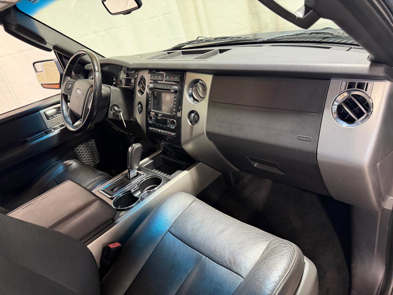 Used 2013 Ford Expedition EL Limited image 13