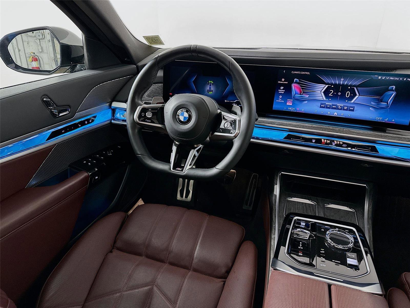 Used 2023 BMW 760i xDrive image 24