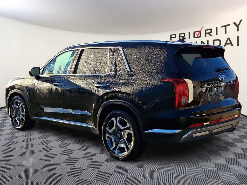 Used 2024 Hyundai Palisade Limited FWD image 6