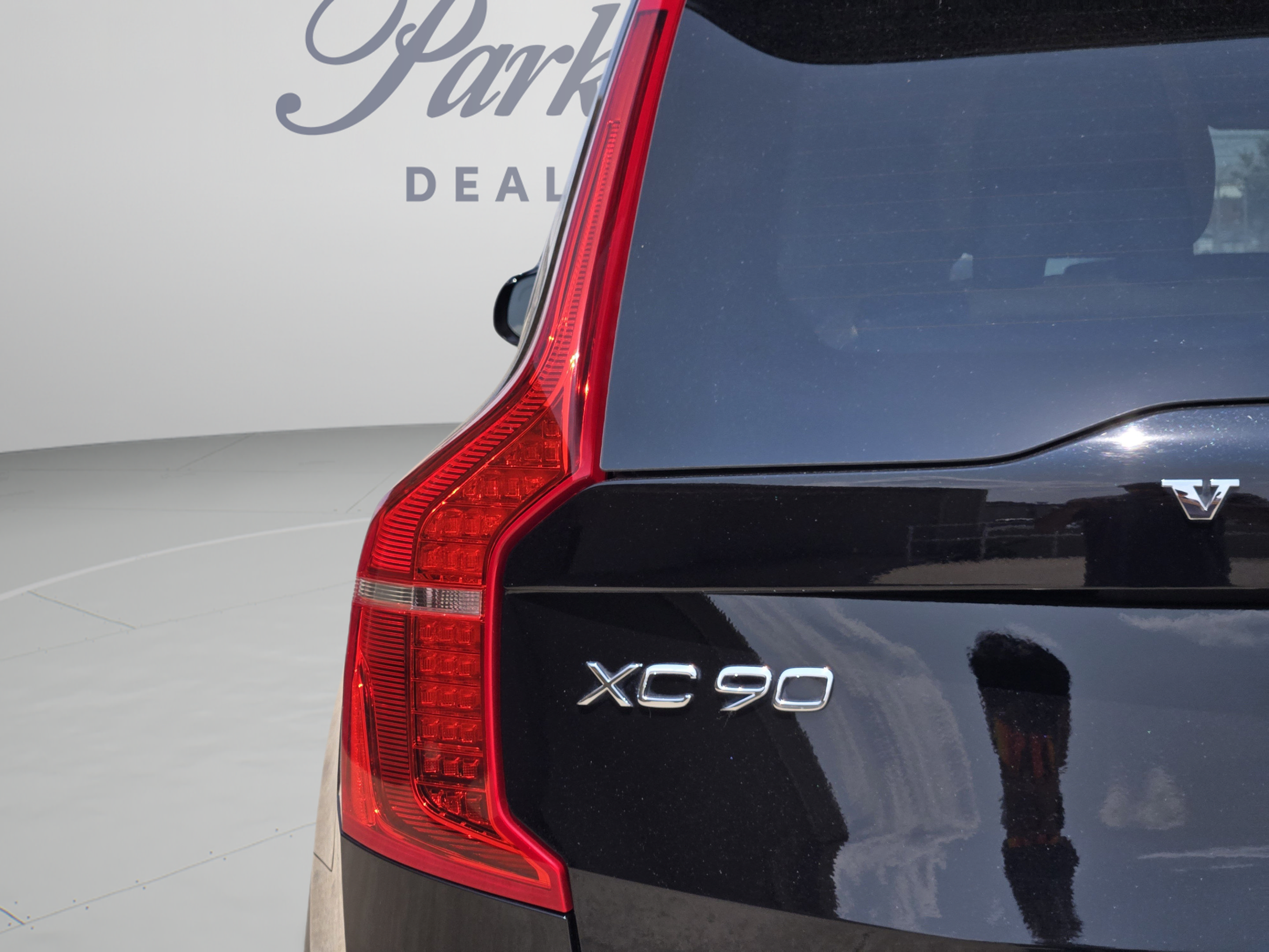 Used 2024 Volvo XC90 B6 Ultimate w/ Protection Package Premier AWD/4WD image 16