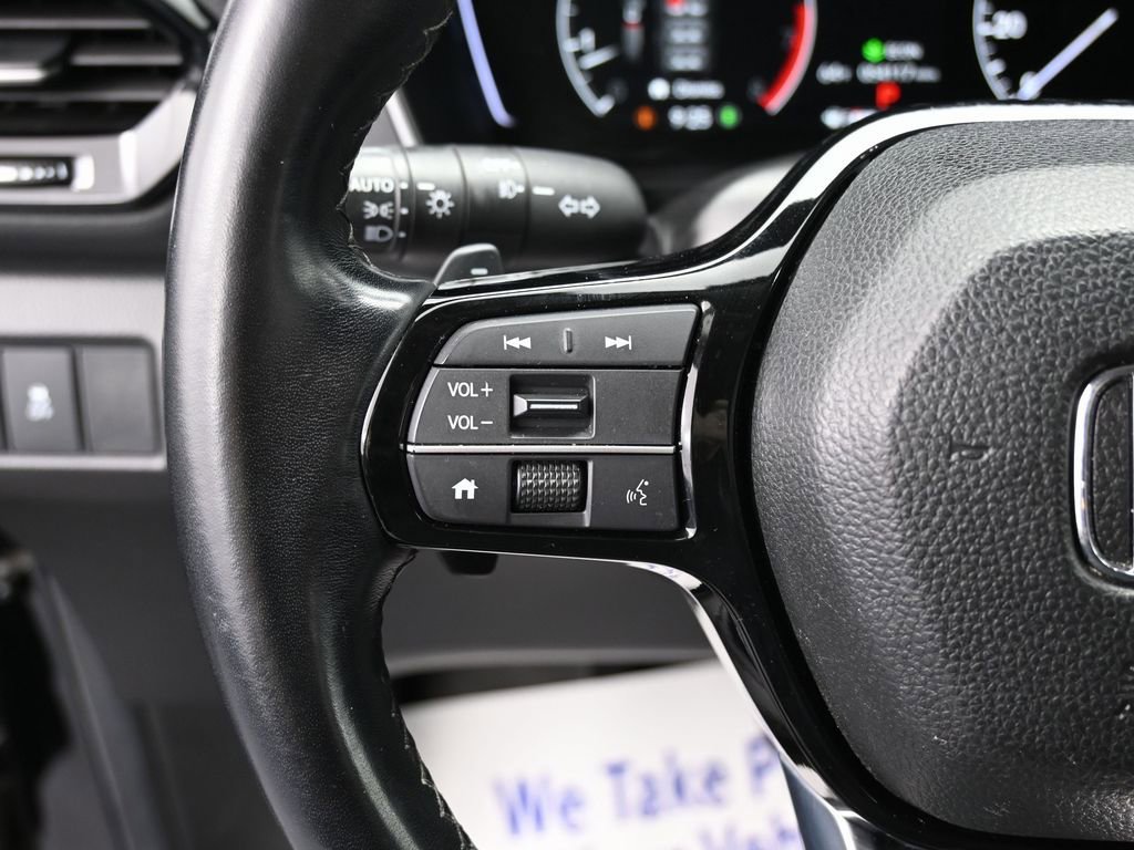 Used 2025 Honda Pilot EX-L image 19