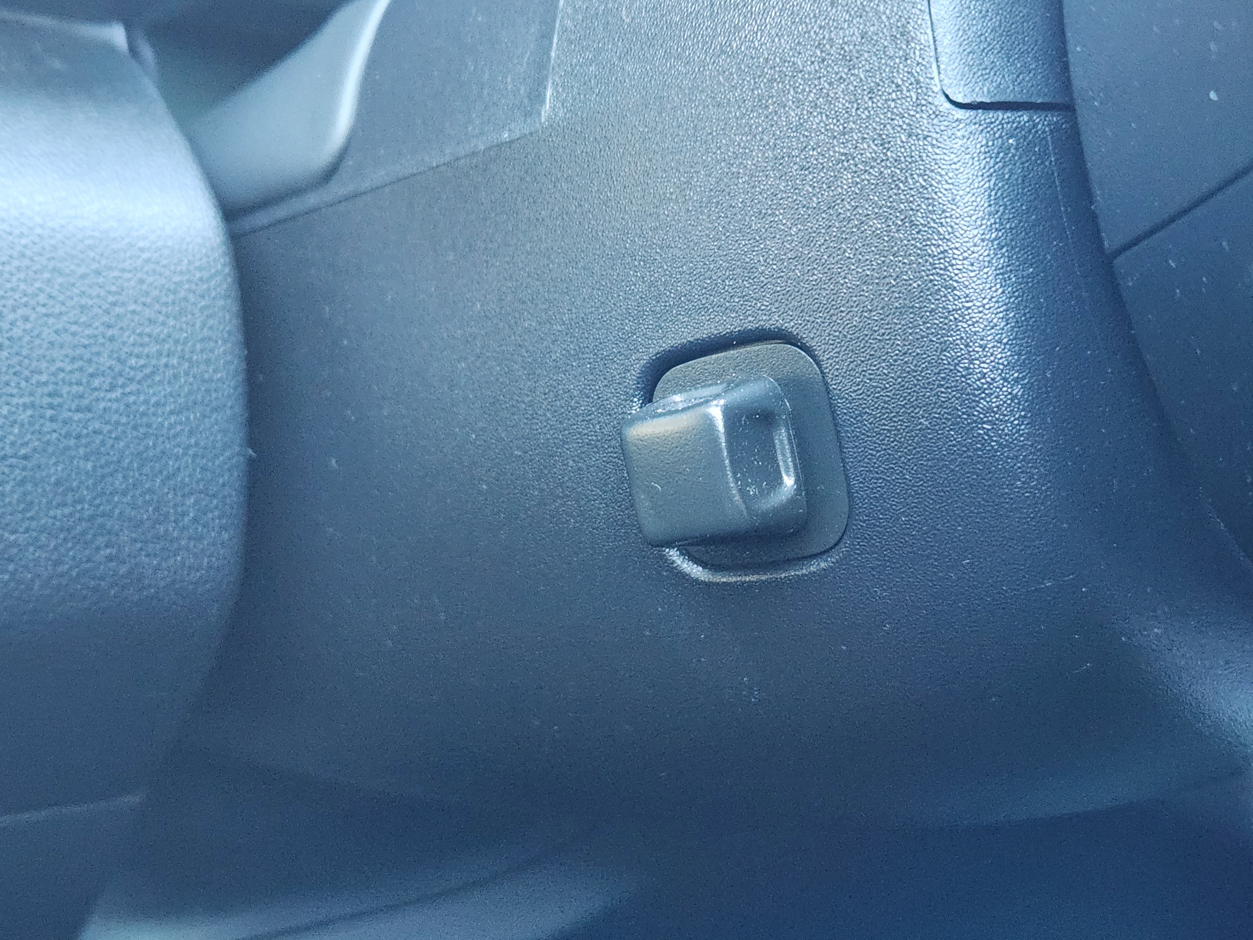 Used 2024 GMC Acadia Denali w/ Super Cruise Package image 24