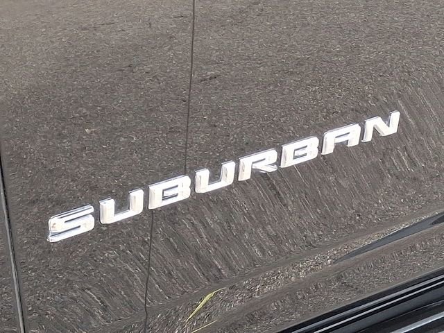 Used 2022 Chevrolet Suburban LT image 39