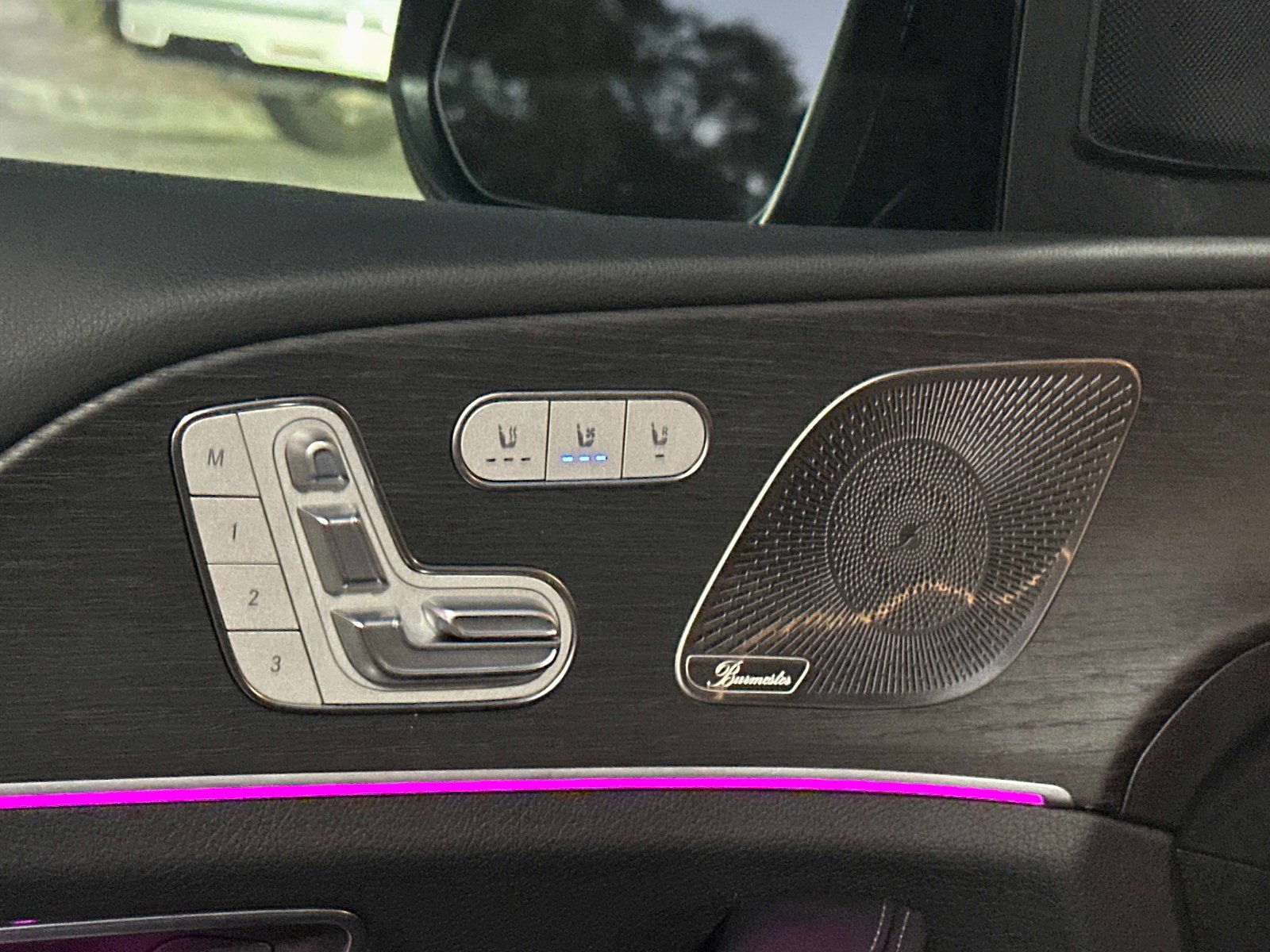 Certified 2025 Mercedes-Benz GLS 450 4MATIC image 18