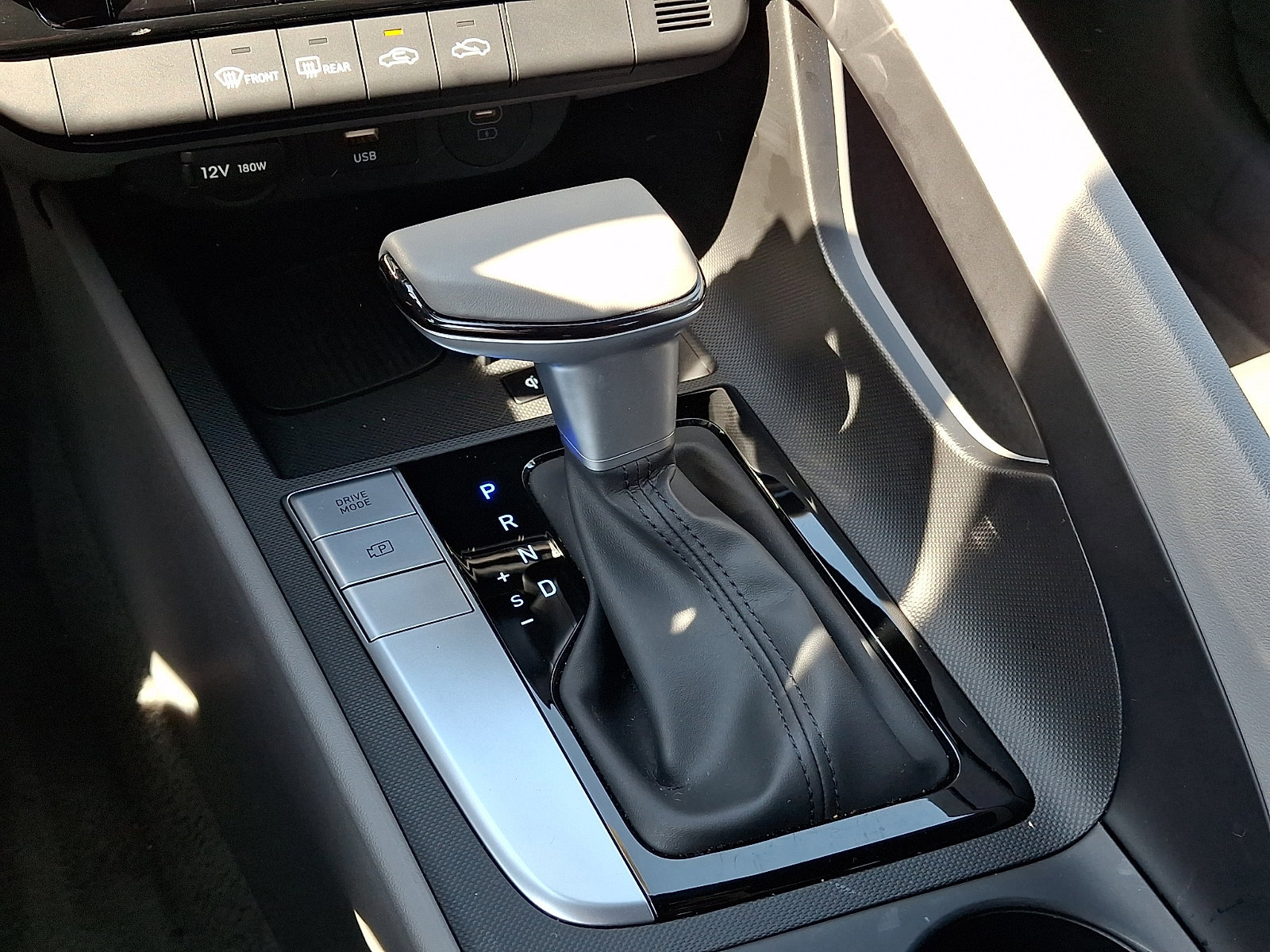 Certified 2025 Hyundai Elantra Sport FWD image 14