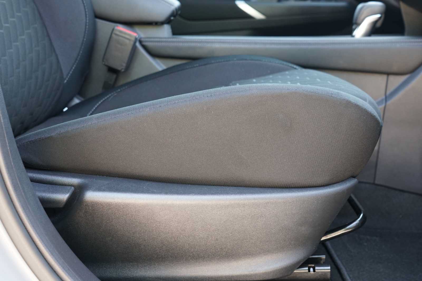 Used 2024 Nissan Kicks SV FWD image 26