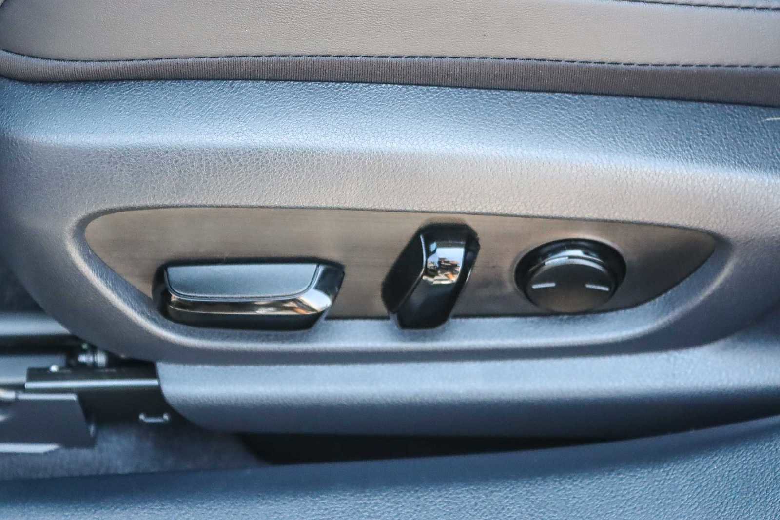 New 2025 Lexus ES 350 image 21