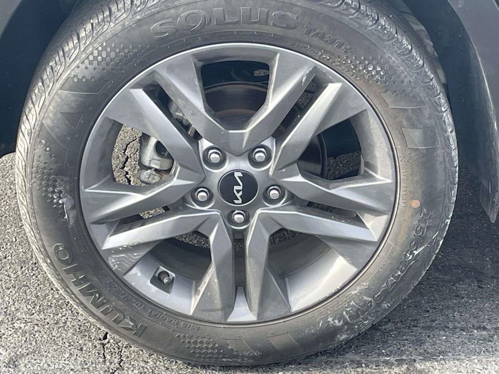 Used 2023 Kia Seltos S image 13