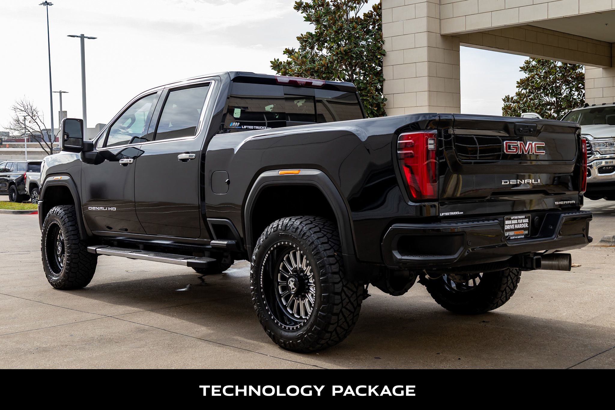 Used 2024 GMC Sierra 2500 Denali w/ Denali Reserve Package image 7