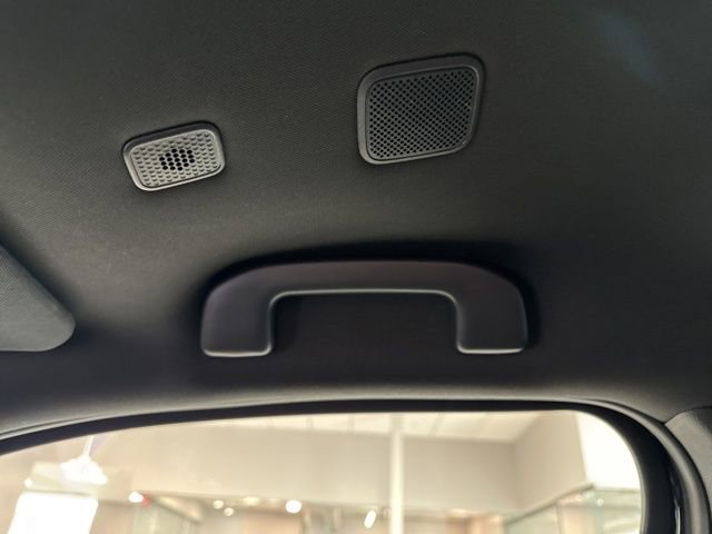 Used 2025 Toyota Tacoma Trailhunter image 36