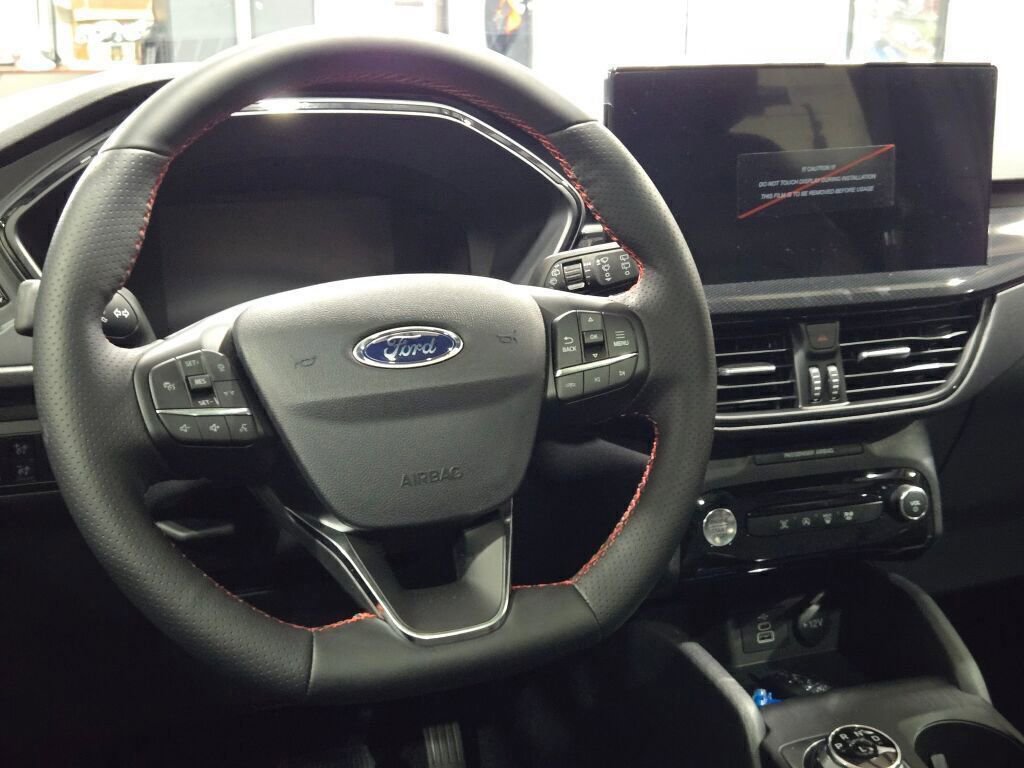 New 2025 Ford Escape ST-Line w/ Tech Pack #1 image 20