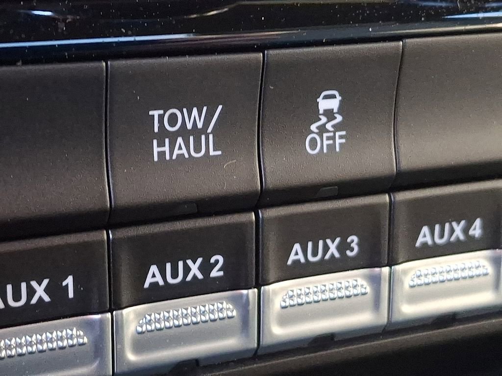 Used 2024 RAM 2500 Tradesman w/ Chrome Appearance Group image 26