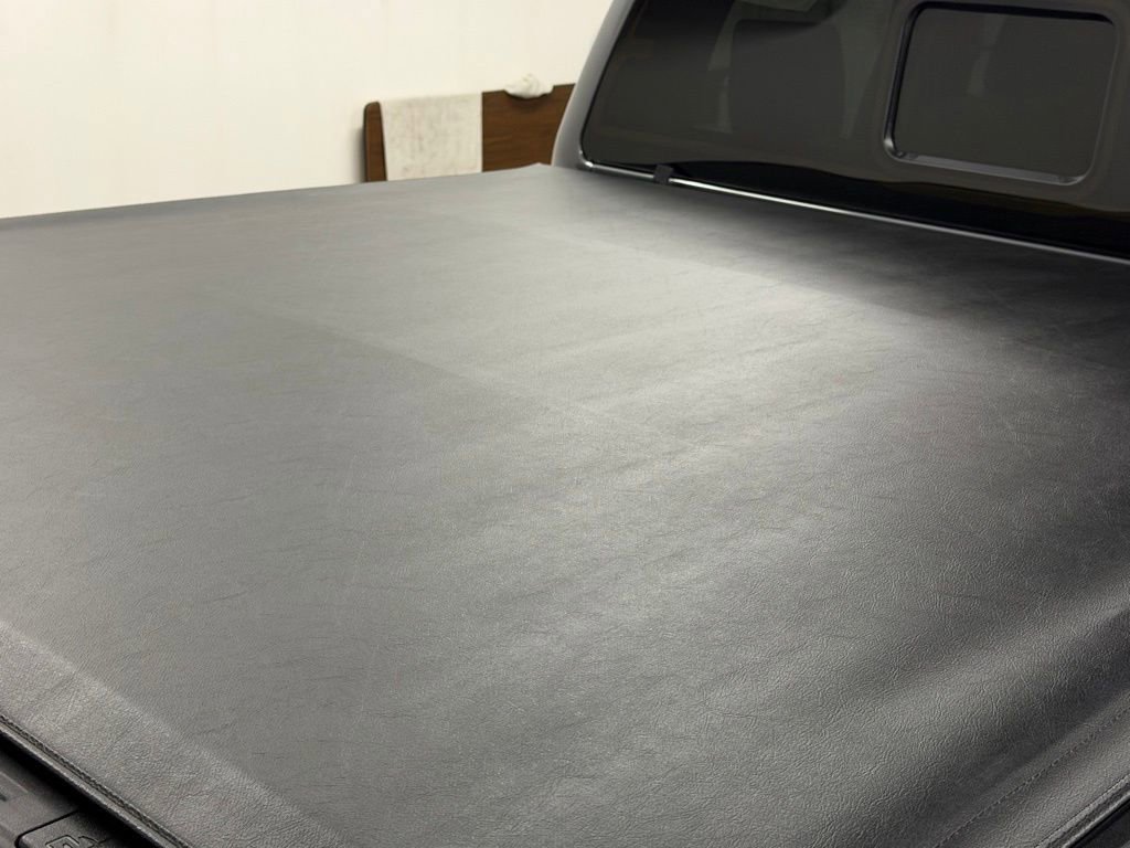 Used 2025 Ford Ranger Lariat w/ Trailer Tow Package image 32