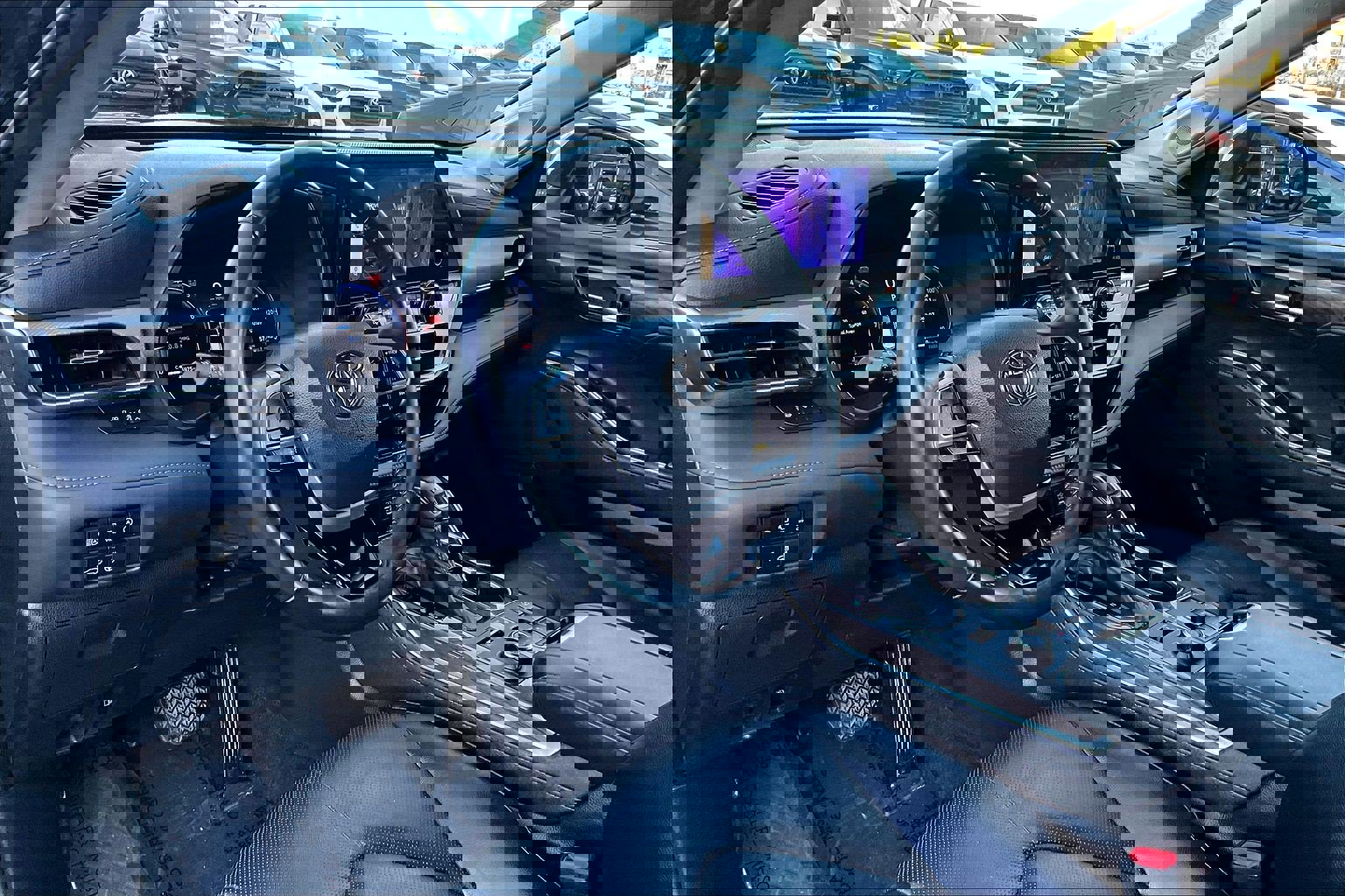 Used 2023 Toyota Highlander Platinum image 13