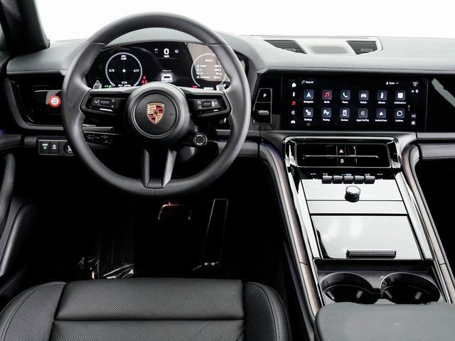 Certified 2025 Porsche Panamera 4 image 18