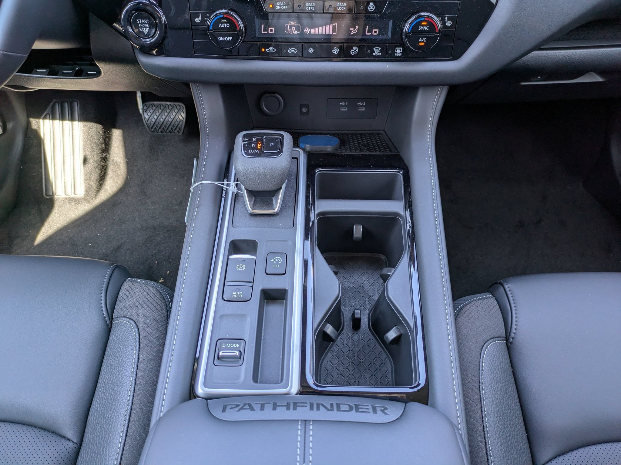 New 2026 Nissan Pathfinder SL w/ Cargo Package FWD image 19