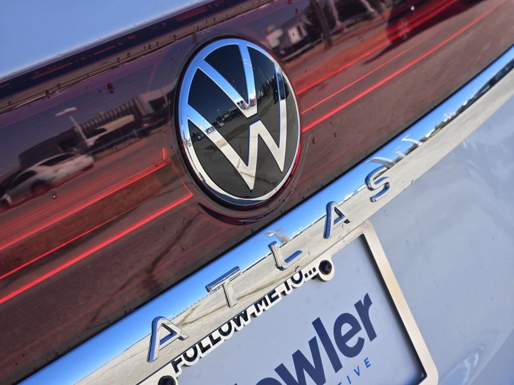 New 2026 Volkswagen Atlas SE FWD image 7