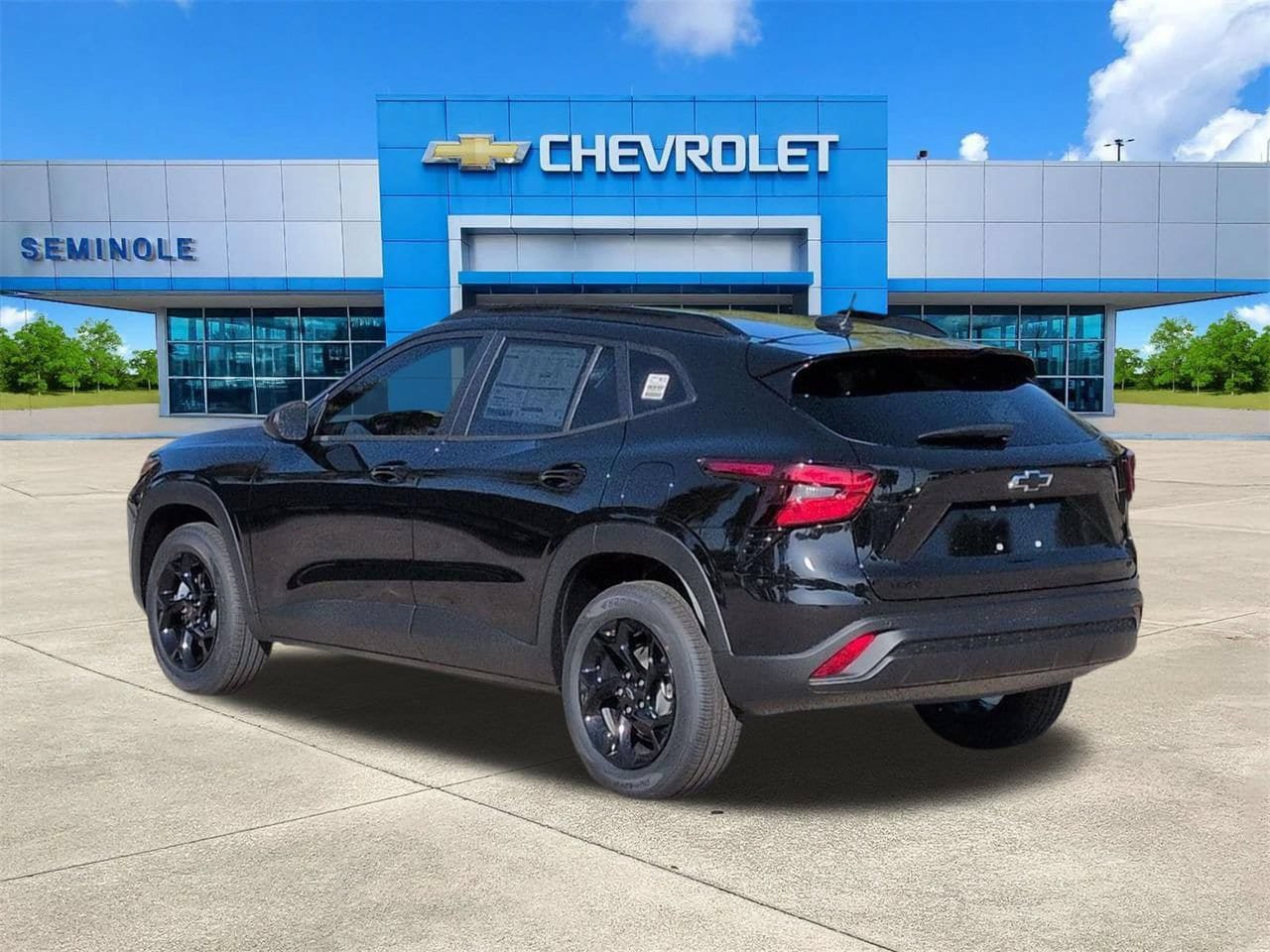 New 2026 Chevrolet Trax LT w/ Driver Confidence Package FWD image 3