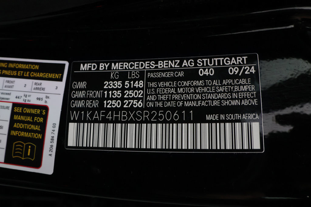 Used 2025 Mercedes-Benz C 300 4MATIC Sedan image 41