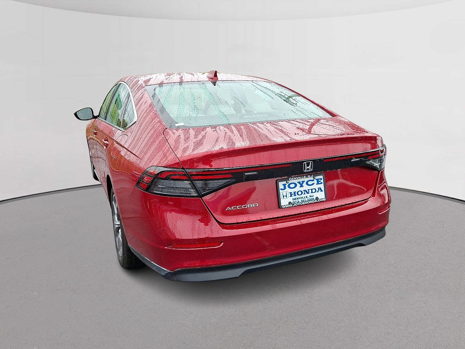 Used 2024 Honda Accord EX image 8