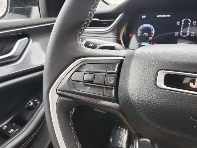 Certified 2023 Jeep Grand Cherokee L Altitude image 13