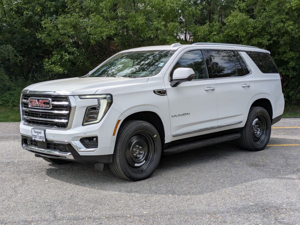 New 2026 GMC Yukon Elevation w/ Elevation Premium Package AWD/4WD image 3
