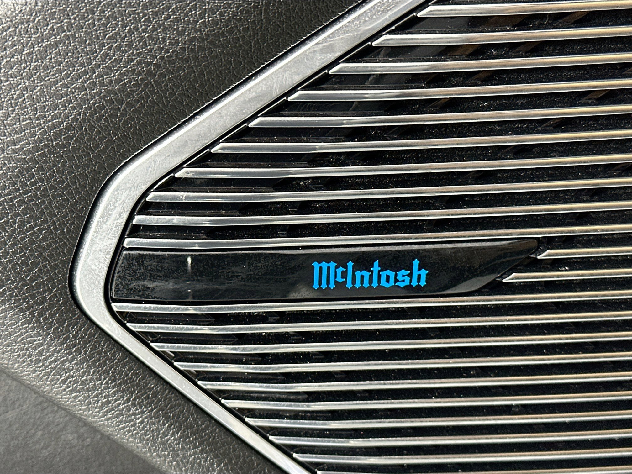 Used 2023 Jeep Grand Cherokee Summit w/ Rear Seat Video Group I image 19