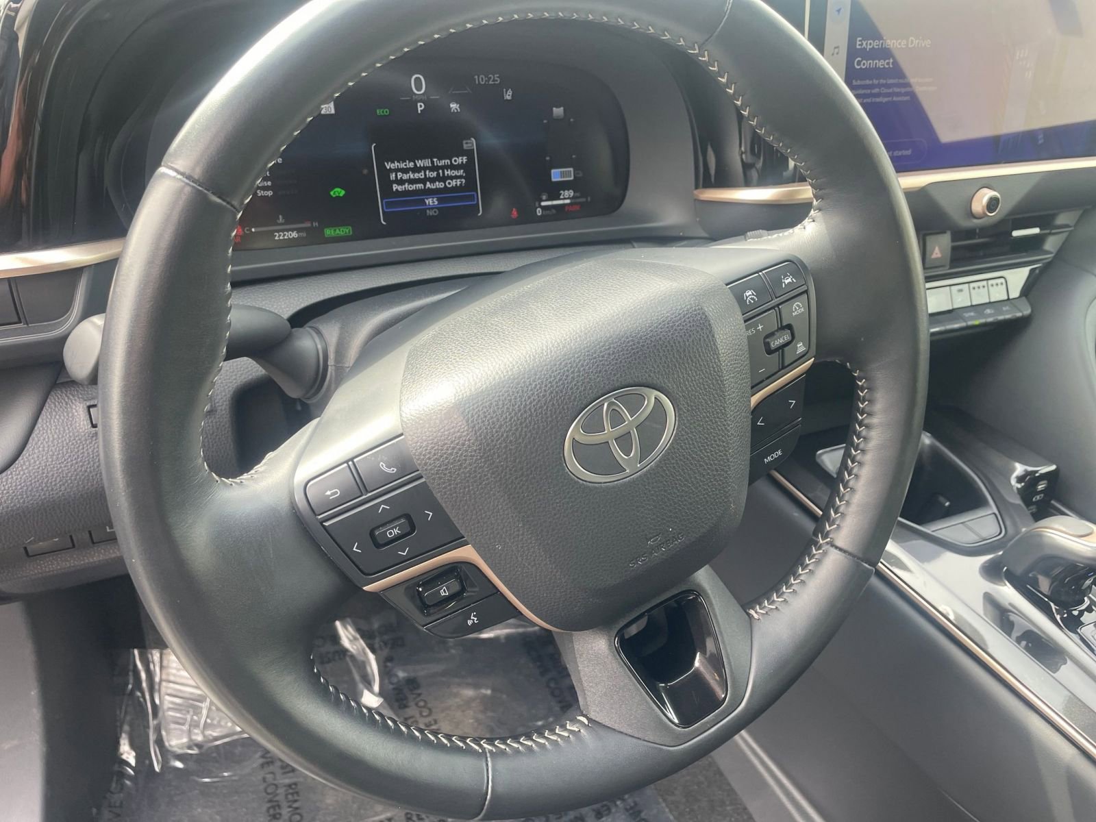 Used 2025 Toyota Crown XLE image 28