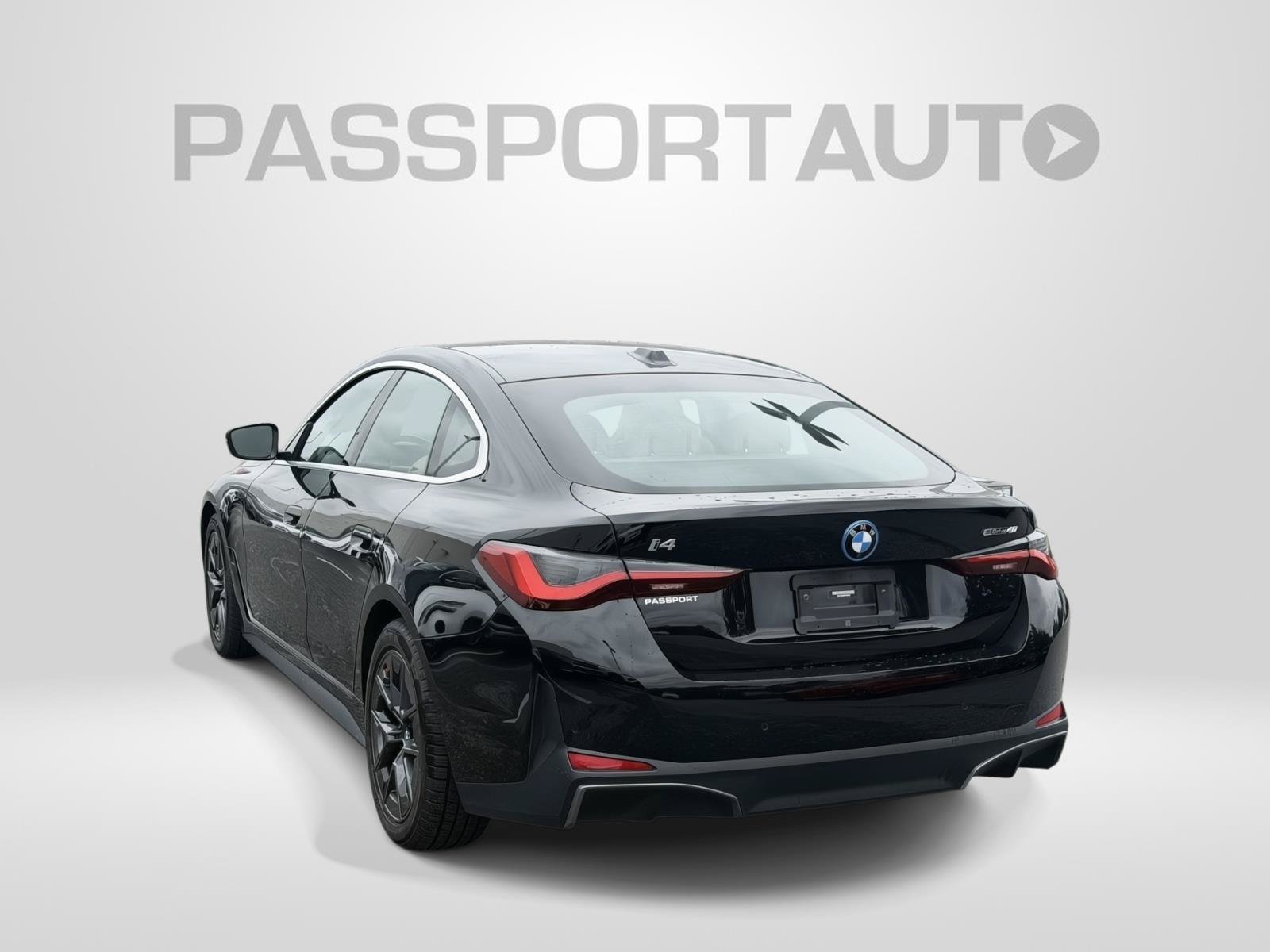 Used 2023 BMW i4 eDrive40 w/ Premium Package RWD image 4