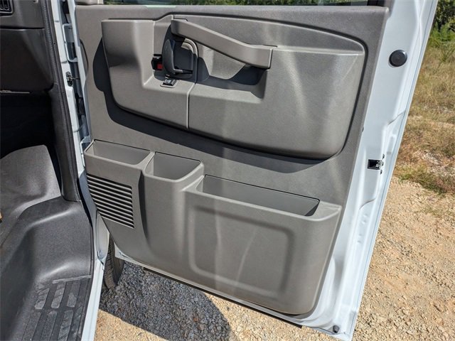 New 2025 Chevrolet Express 3500 w/ Power Convenience Package image 20