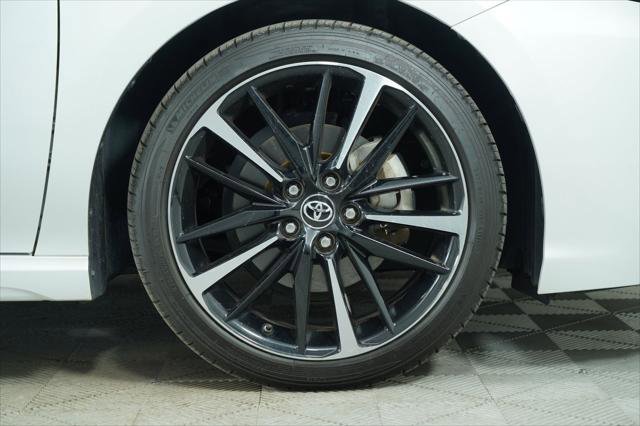 Used 2018 Toyota Camry XSE FWD image 13
