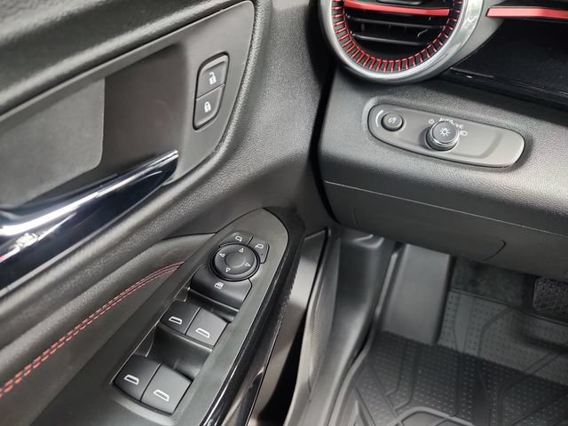 New 2026 Chevrolet Trax RS w/ Sunroof Package FWD image 21